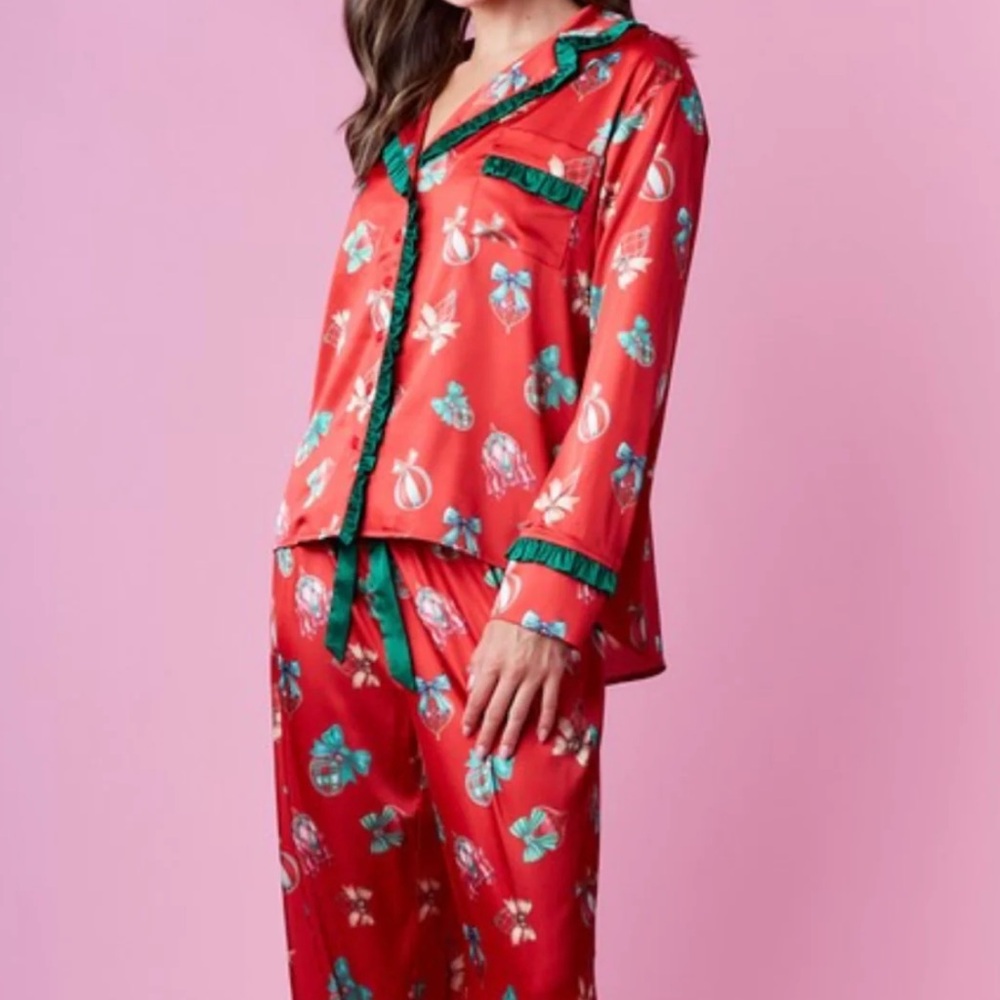 Women's Red Boutique Christmas Pajama Set with Green ruffle Trim NWOT